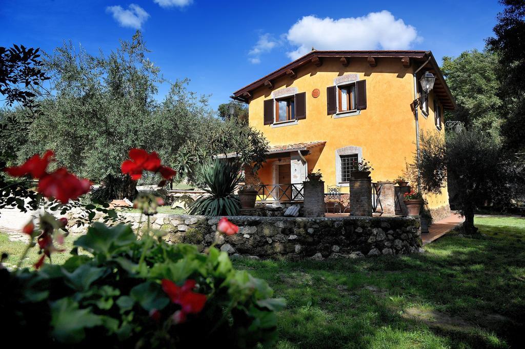 Vila L'Antica Mola Castel Madama Pokoj fotografie